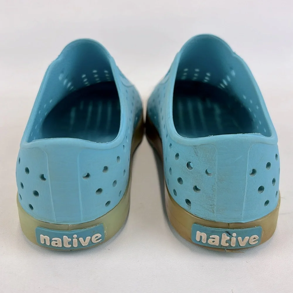 NATIVE Jefferson Light Blue Glow in the Dark Slipon Waterproof Size C13